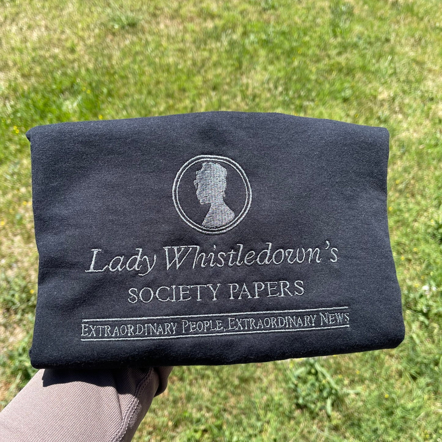 Lady Whistledown sweater